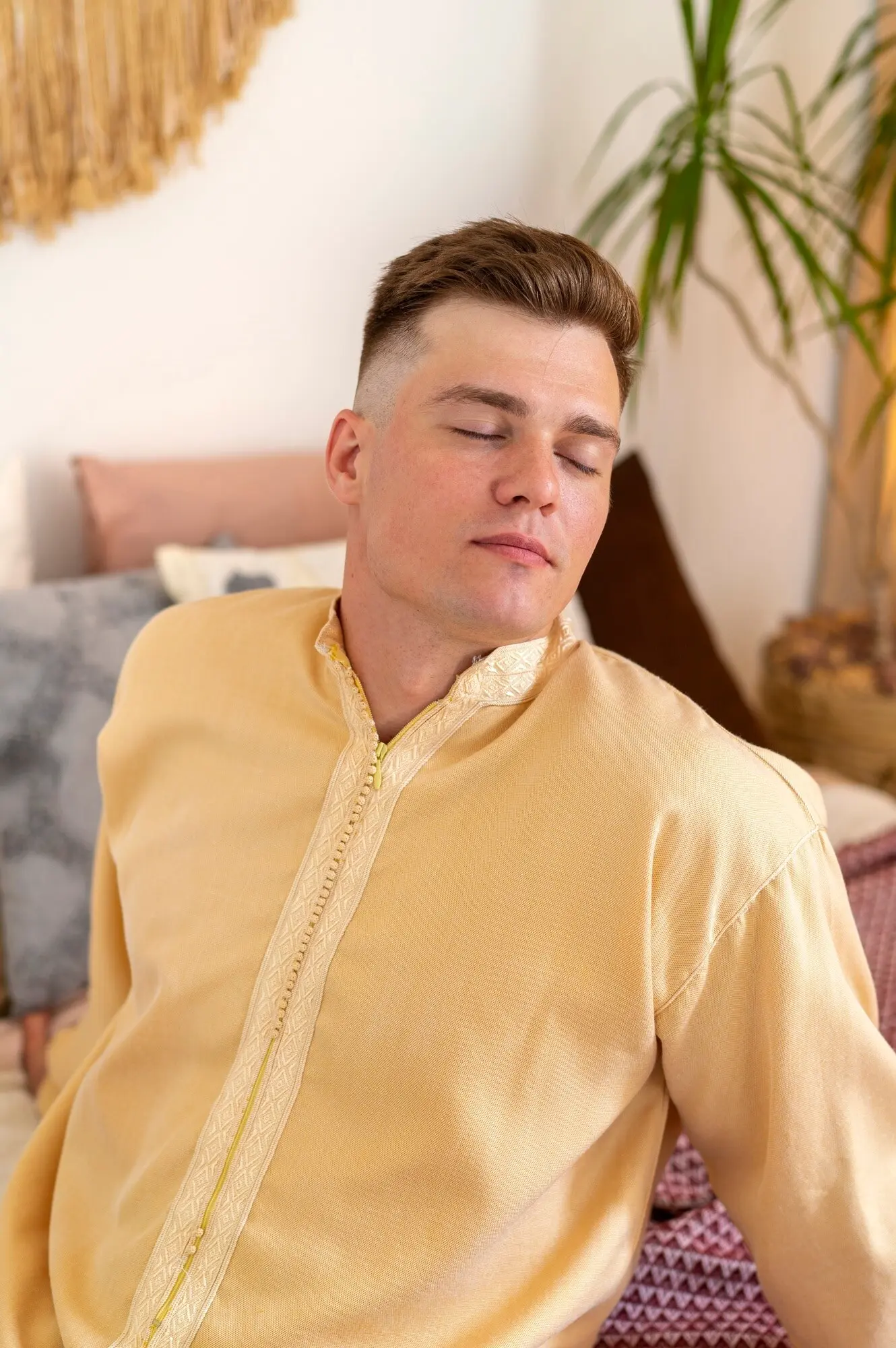 Lebensstil von Menschen, die in Boho-Interieurs wohnen.